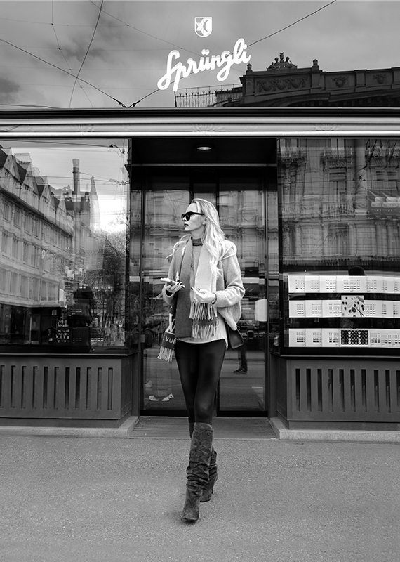 She in front of Spr&uuml;ngli